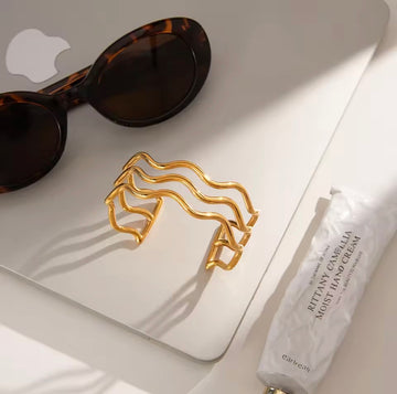 Wave Bangle