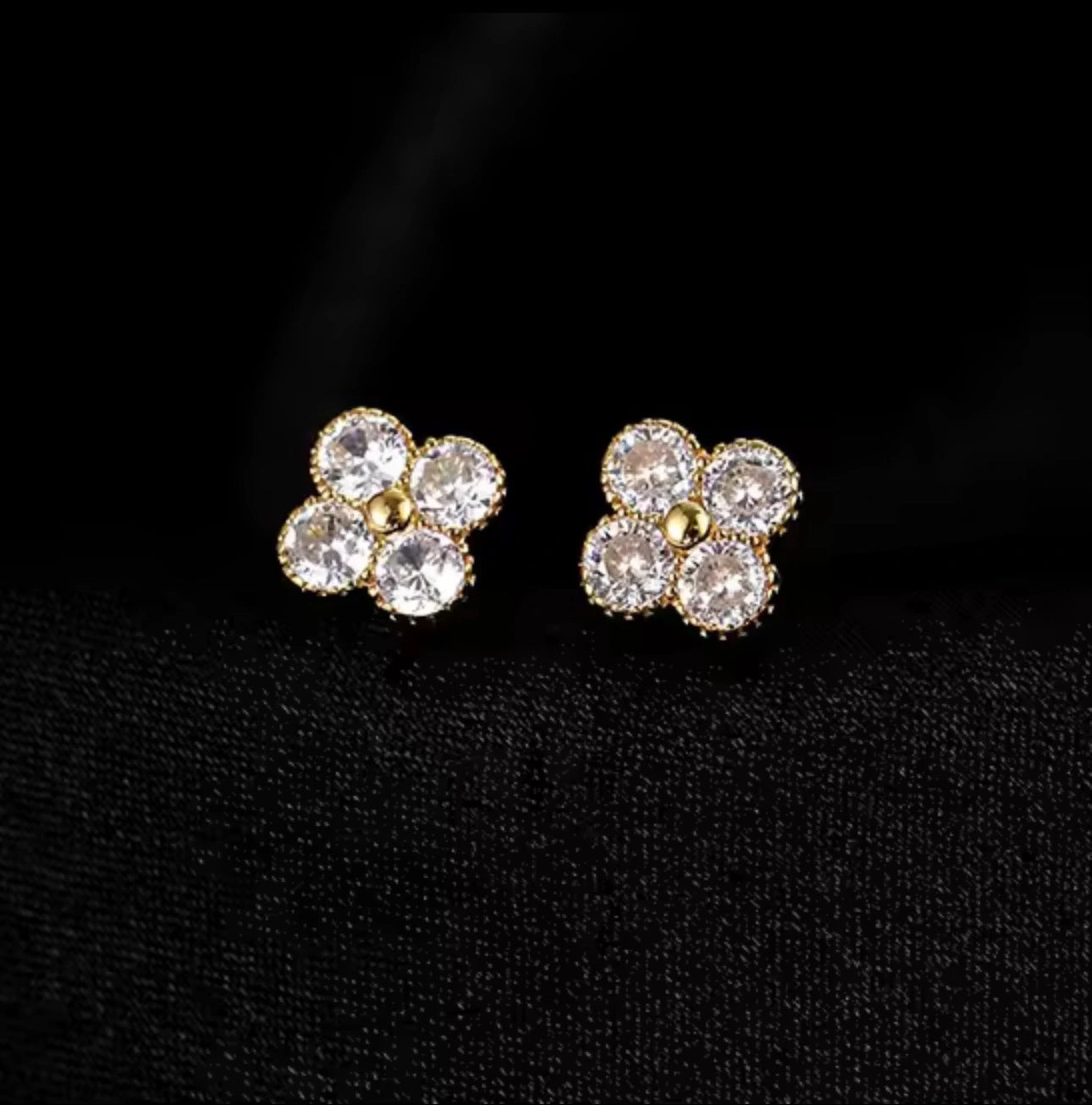 Crystal Flower Studs stainless steel earrings - Jewelistic Pakistan