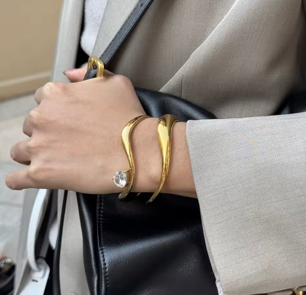 Pear Shape Solitaire Bangle