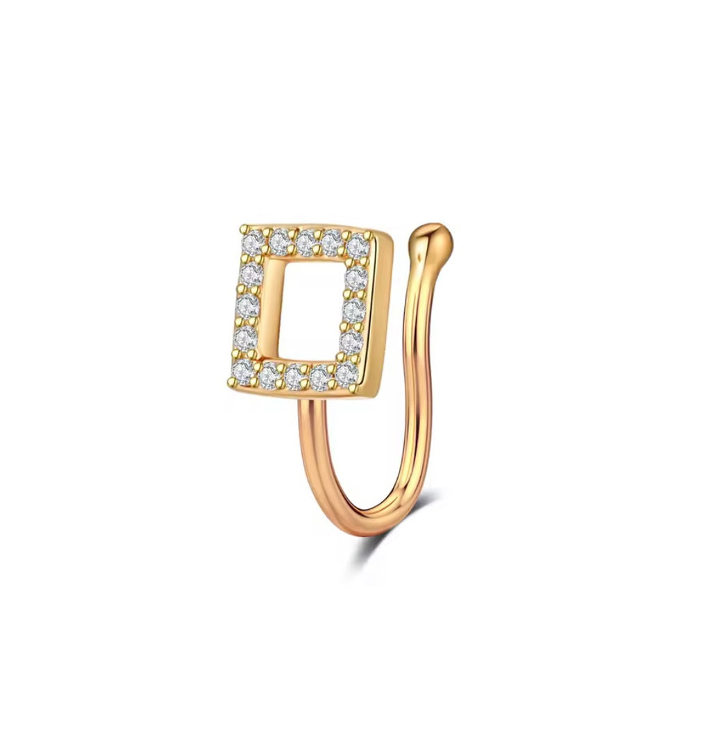 Square-Shaped Cubic Nose Ring