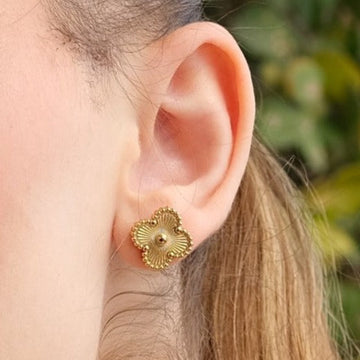 Golden clover earrings