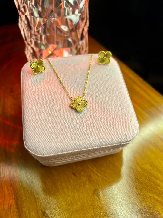 Four Leaf Clover Pendant With Ear Studs (Golden) 2Pcs Set