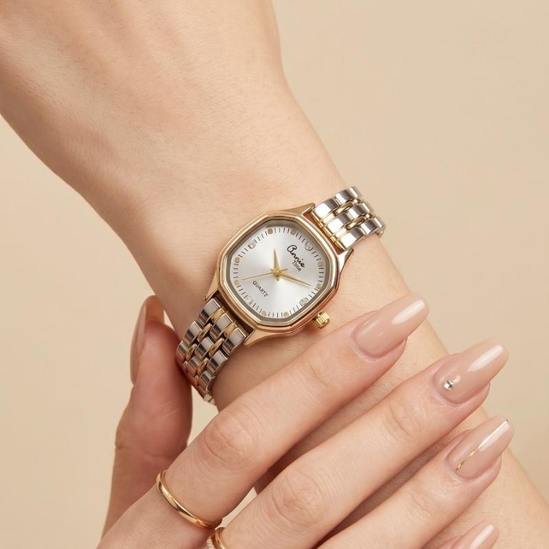 Vintage Octagon Women's Watch – Luxury Minimalist Fashion Watch Pakistan