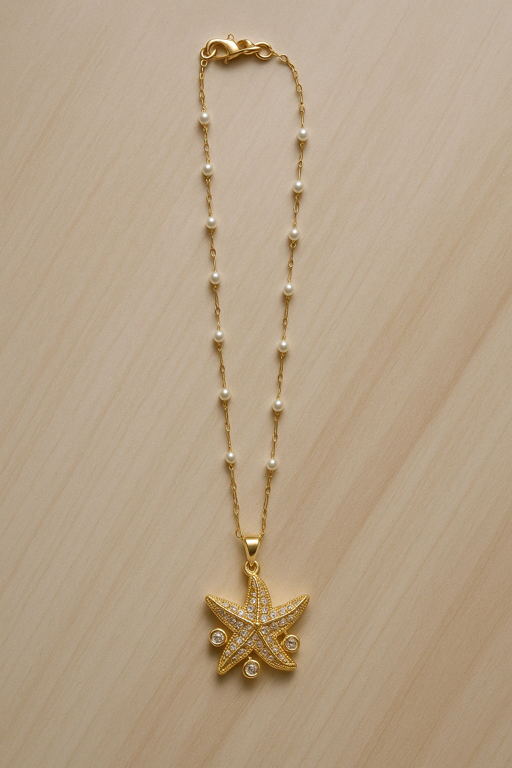 Starfish elegance pearl necklace