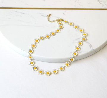 Daisy enamel link bracelet