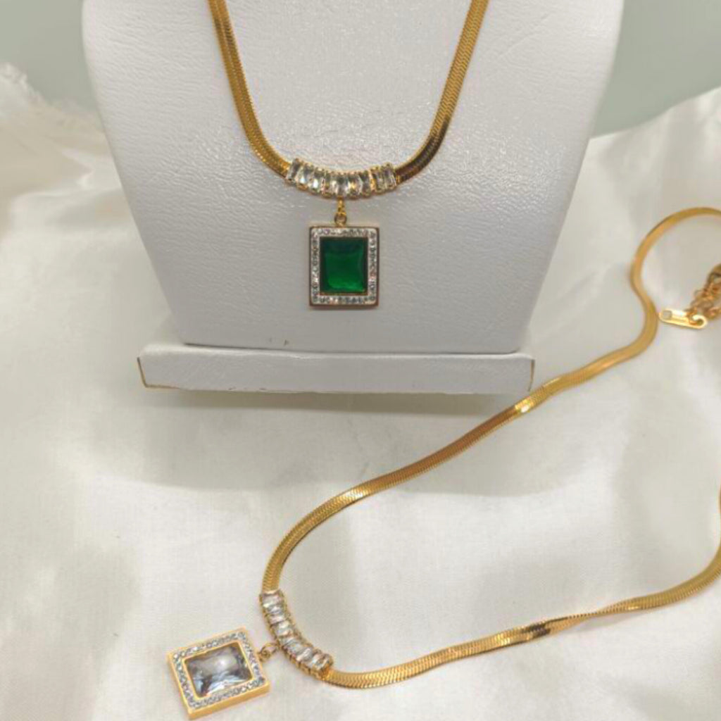 Vien Square Zircon Pendant Necklace